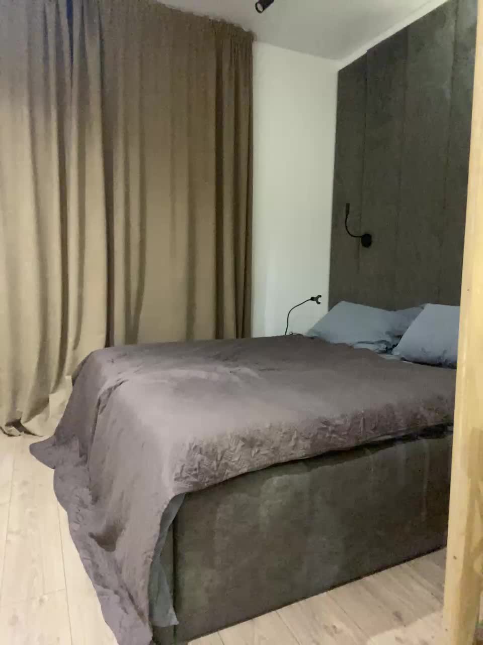 View or download file golden_cobra99 on 2024-12-03 from bongacams