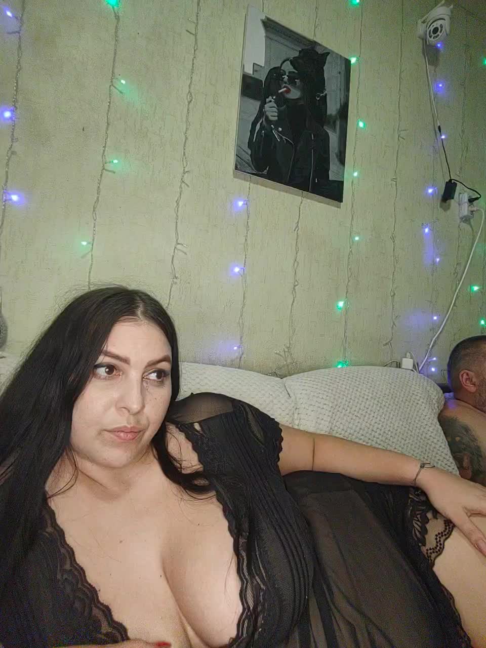 View or download file kissmabont on 2024-12-03 from bongacams