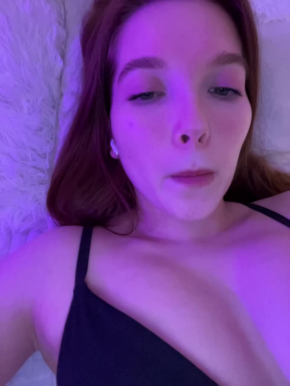 View or download file mispopi on 2024-12-03 from bongacams