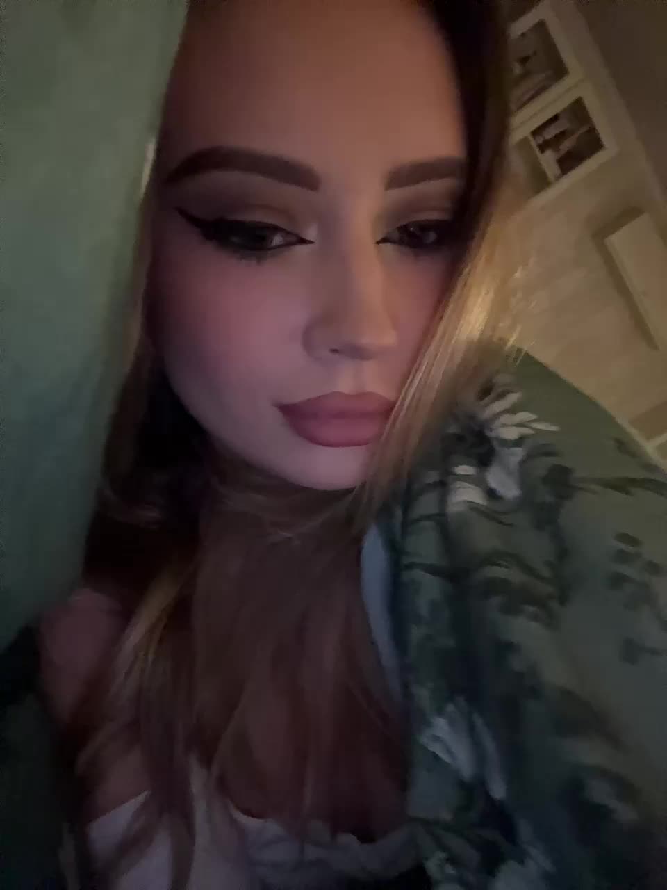 View or download file annadaisy1 on 2024-12-05 from bongacams