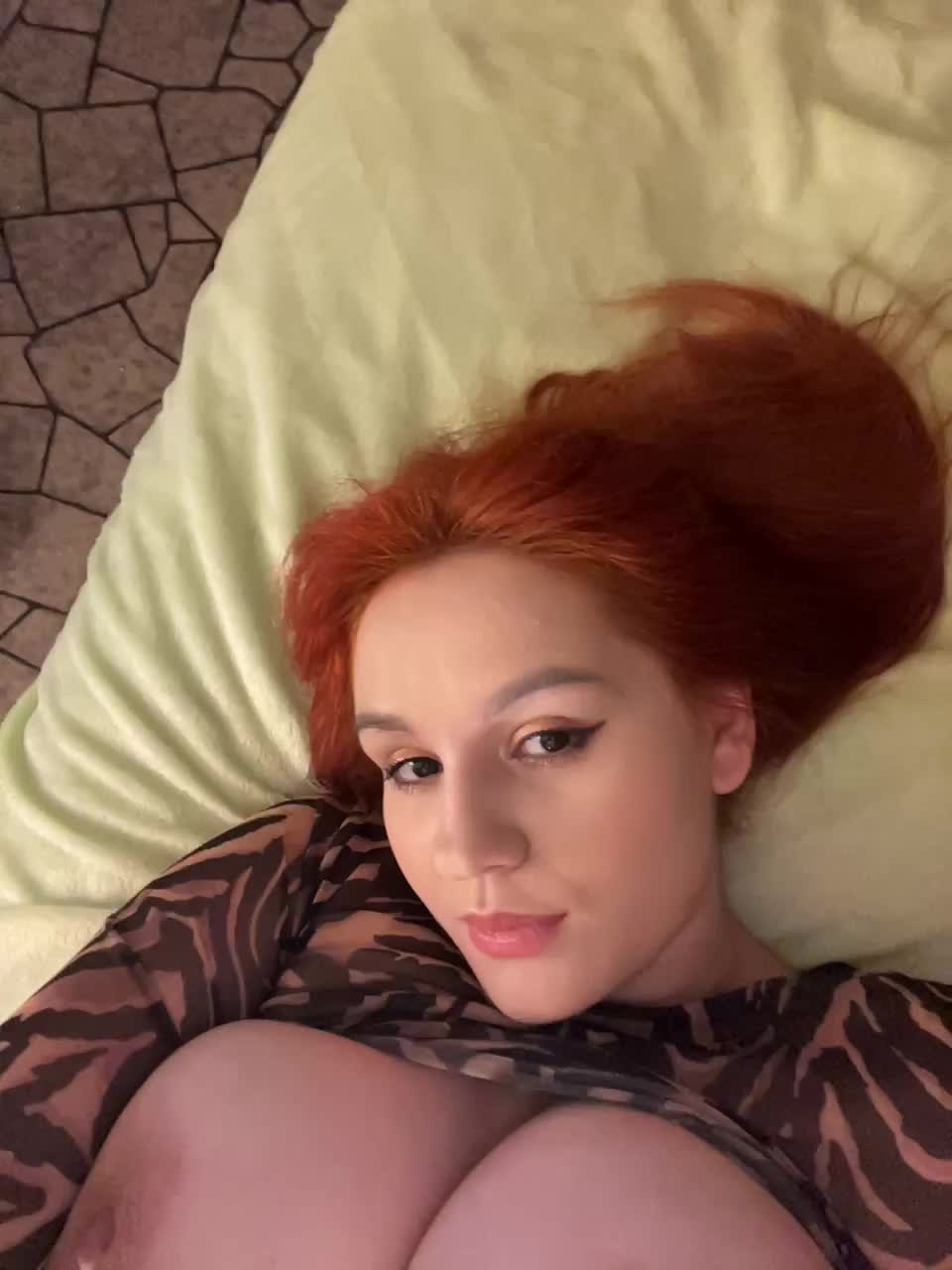 View or download file aariella on 2024-12-06 from bongacams