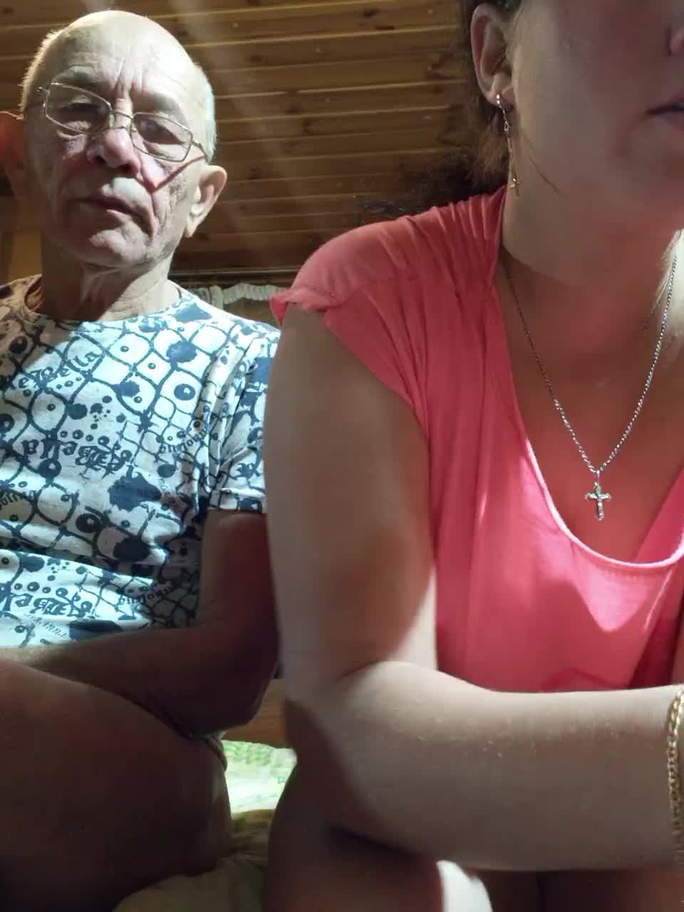 View or download file cindyxerics on 2024-12-06 from bongacams