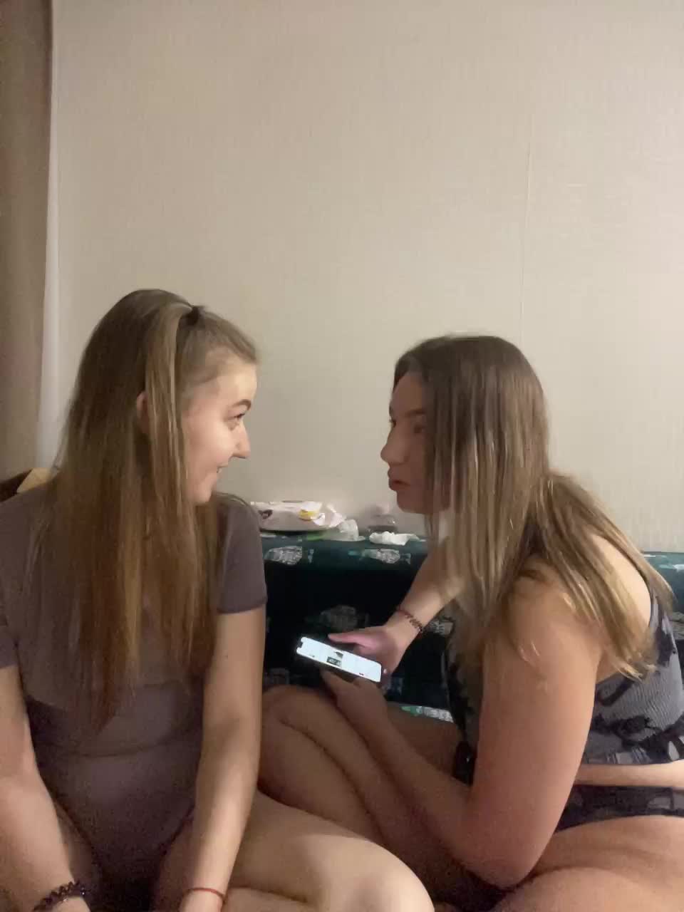 View or download file karolina7 on 2024-12-06 from bongacams