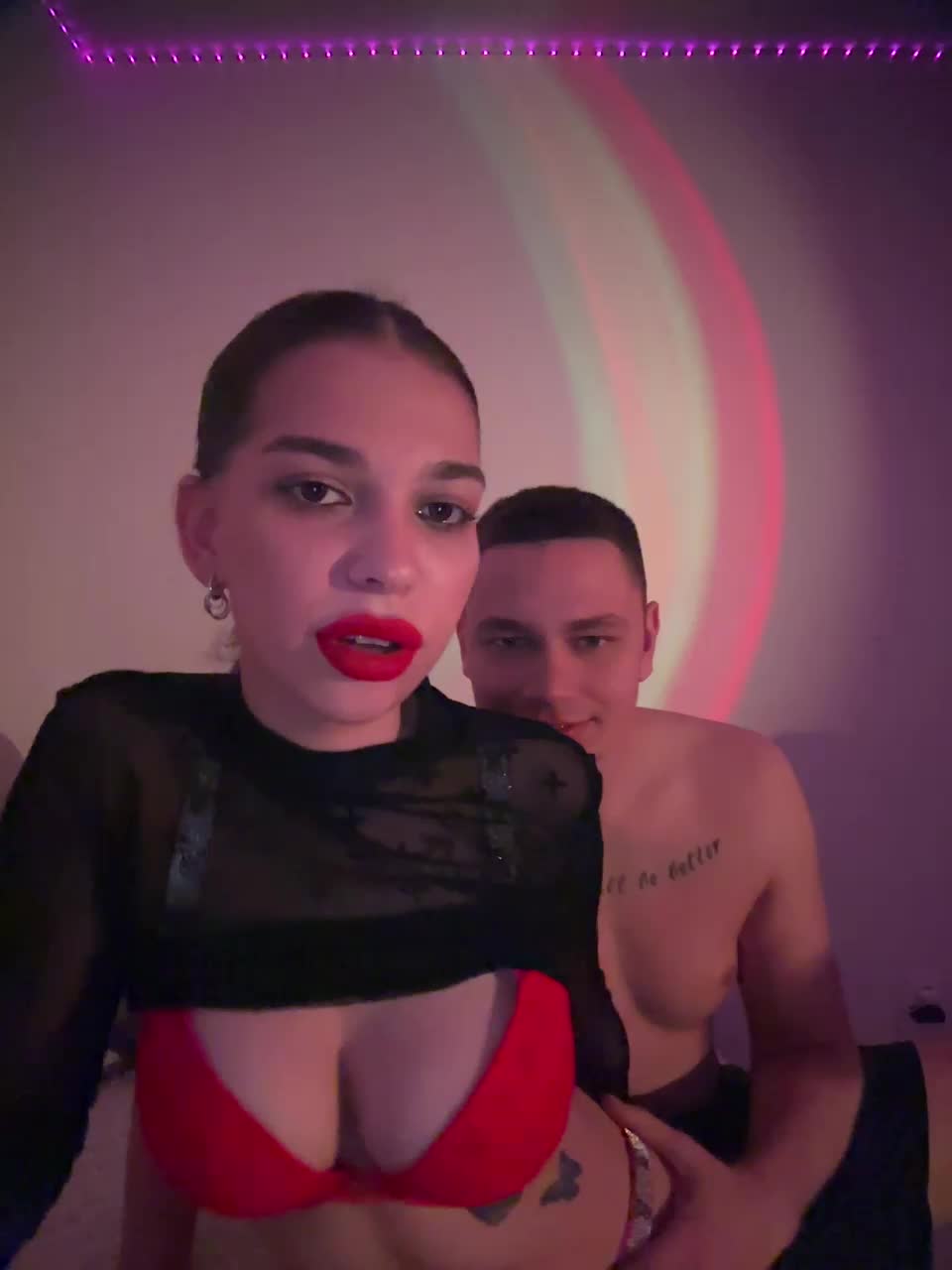 View or download file zvezdamar on 2024-12-06 from bongacams