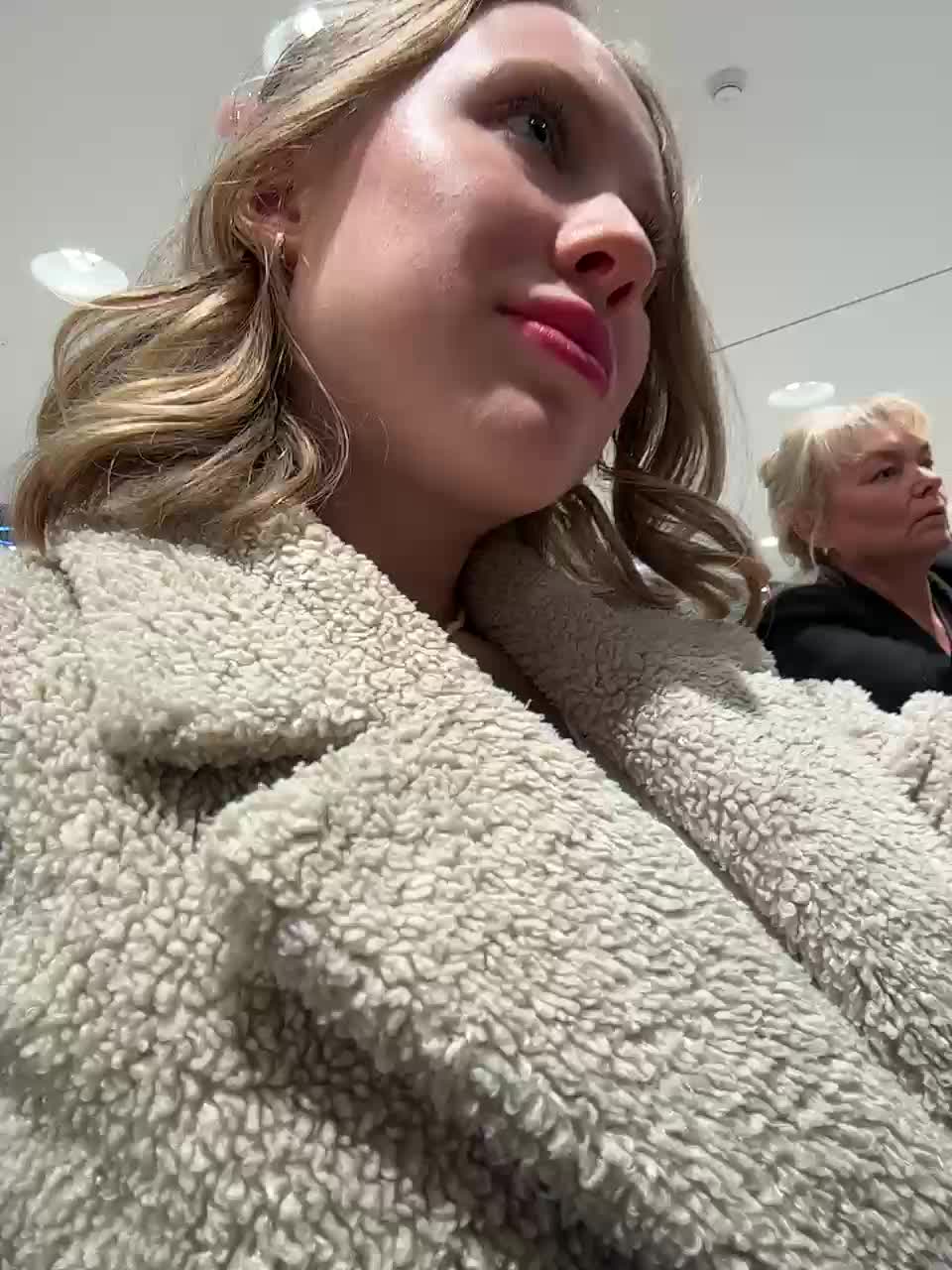 View or download file likachkaa on 2024-12-07 from bongacams